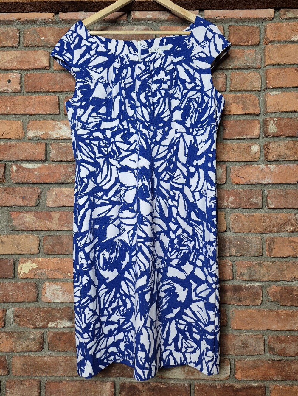 Cleo Cap Sleeve Knee Length Floral Career Structured Wash and Wear Blue White